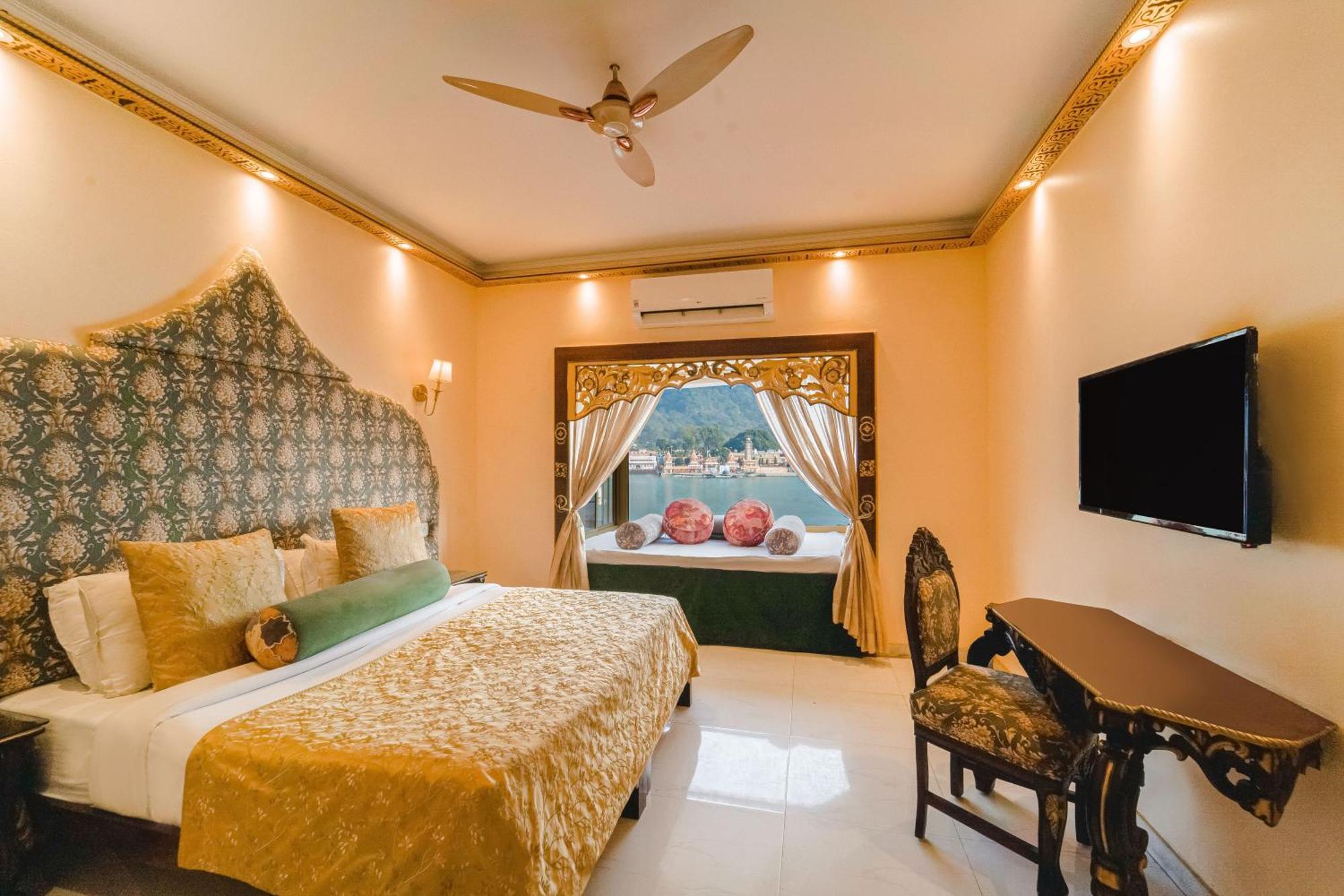 The Neeraj Ganga Heritage Palace Rishīkesh Eksteriør billede